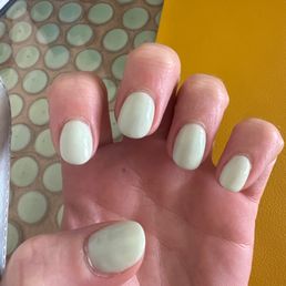 Dip manicure