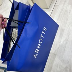Arnotts