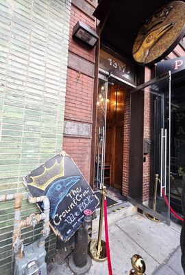 The Crown & Crow by null