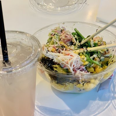 Poke House Denver by null
