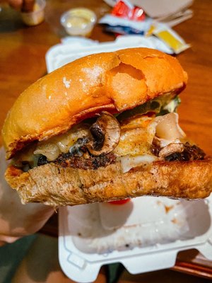 Teddy's Bigger Burgers by null