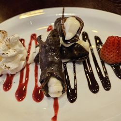 The Italian Twist - Dipped chocolate cannoli, yum*