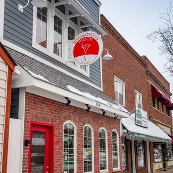 Strawberry Moon - the front of the restaurant - Bars Near Me - Wauconda, Illinois Strawberry Moon - the front of the restaurant - Bars Near Me - Wauconda, Illinois