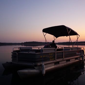 Royal Starr Resort - Taking the pontoon out for a spin - Resorts Near Me - Nevis, Minnesota Royal Starr Resort - Taking the pontoon out for a spin - Resorts Near Me - Nevis, Minnesota