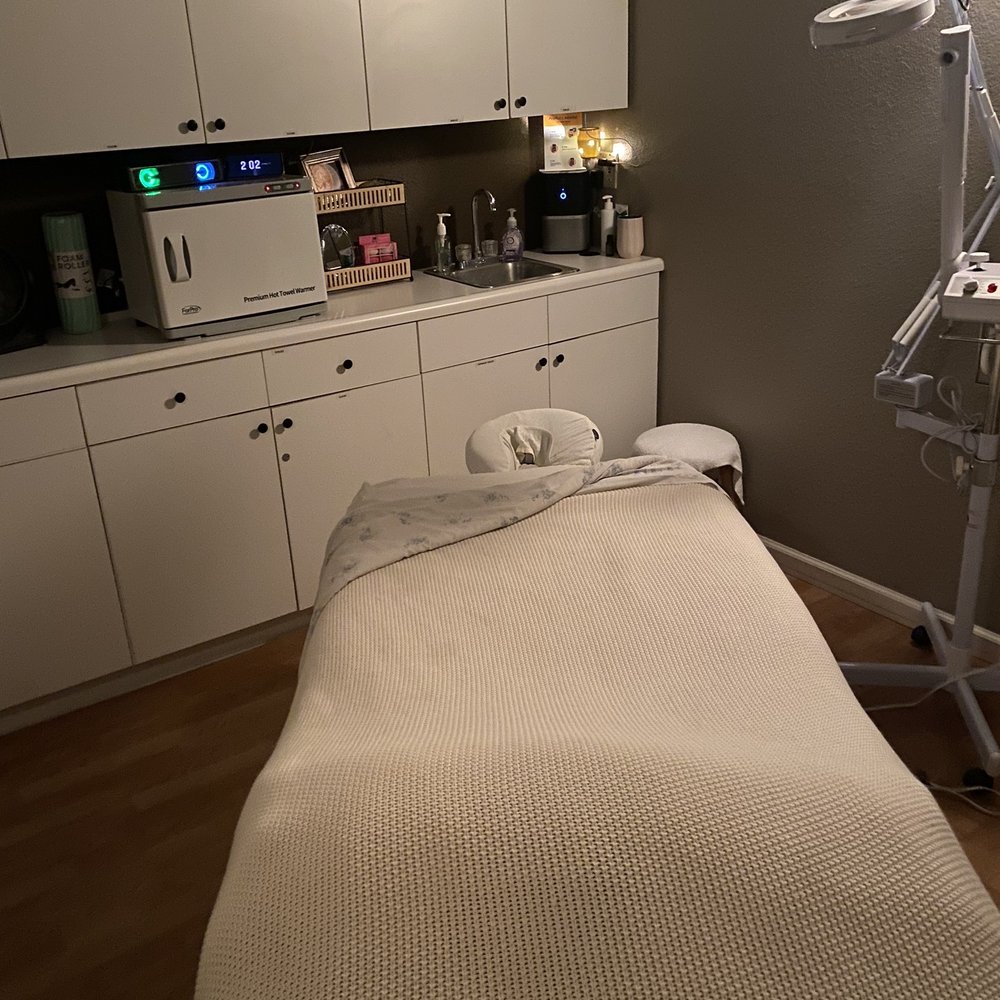Anna L Robinson, CMT - Spa room - Massage Therapy Near Me - Stockton, California