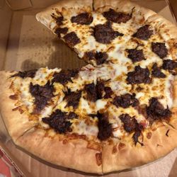 Pizza Hut - Brisket Stuffed Crust Pizza