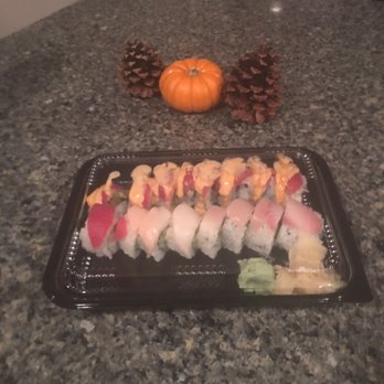 Bluefin Sushi Bar - Rainbow roll at the bottom - Sushi Bars Near Me - Portland, Oregon