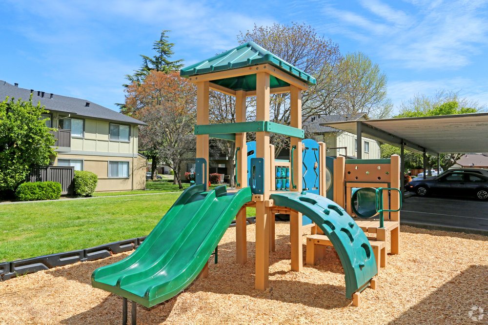 IRONWOOD 47 Photos & 33 Reviews 5643 Charlotte Way, Livermore, CA