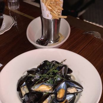 Maison Pickle - Moules Mariniére (~$24). - Cocktail Bars Near Me - New York, New York Maison Pickle - Moules Mariniére (~$24). - Cocktail Bars Near Me - New York, New York