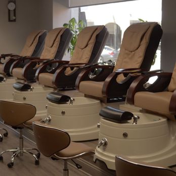 Posh Nails & More - Nail Salons Near Me - Highland Park, Illinois Posh Nails & More - Nail Salons Near Me - Highland Park, Illinois