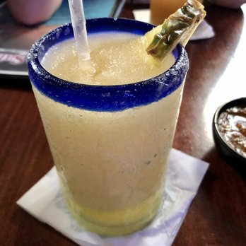 Salsa 17 - Peach princess margarita - Mexican Near Me - Arlington Heights, Illinois Salsa 17 - Peach princess margarita - Mexican Near Me - Arlington Heights, Illinois
