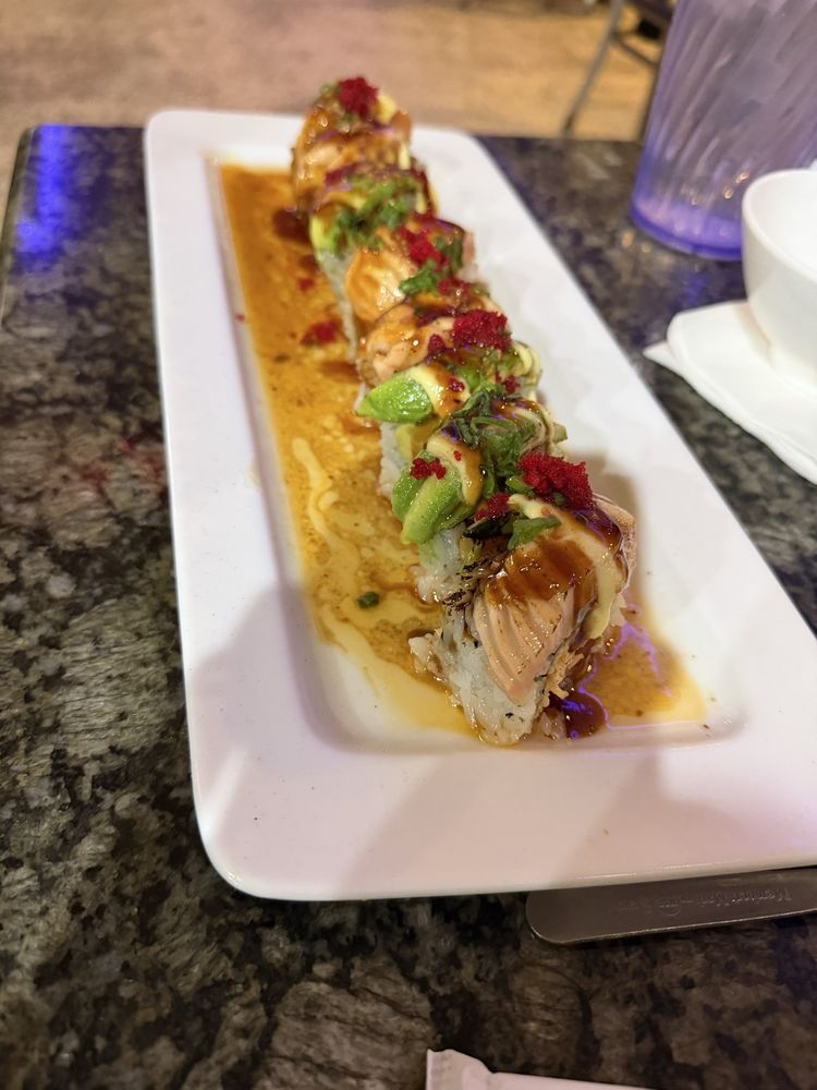 Taiyo Sushi Fusion Logo