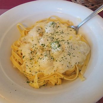 The Italian Kitchen - Fettuccine with Scallops - Italian Near Me - Hesperia, California The Italian Kitchen - Fettuccine with Scallops - Italian Near Me - Hesperia, California