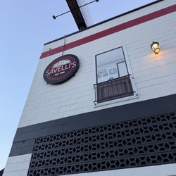 Savelli's Pizza - Outside