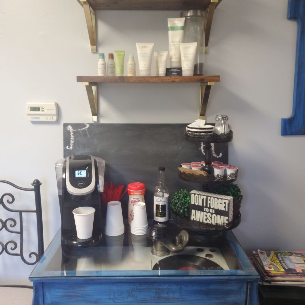 Loxx Salon - Beverages while you dry. - Hair Salons Near Me - Simpsonville, Kentucky Loxx Salon - Beverages while you dry. - Hair Salons Near Me - Simpsonville, Kentucky