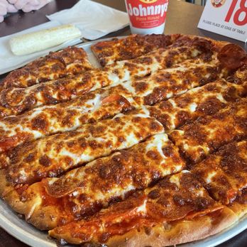 Johnny's Pizza House - Pizza Near Me - Baton Rouge, Louisiana