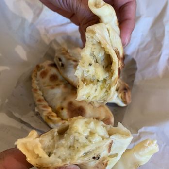 La Torre de Retiro - Cebellos & Queso (Onion and Cheese) - Argentine Near Me - Buenos Aires, C