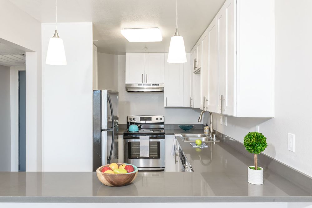 BRIDGECREEK APARTMENTS Updated October 2024 30 Photos & 13 Reviews 1599 S Novato Blvd