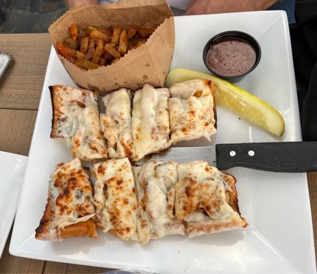 Craft Kitchen & Tap House Wantagh by null