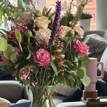 Zins Flower Shop - Florists Near Me - Chicago, Illinois