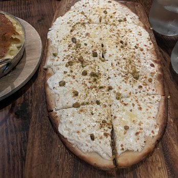 The Urban Hamlet - Blanco Flatbread - New American Near Me - Bronxville, New York