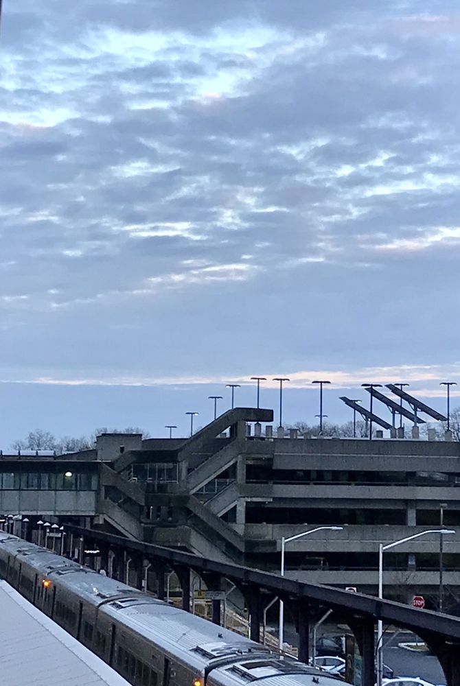 LIRR HUNTINGTON STATION Updated October 2024 15 Photos & 21