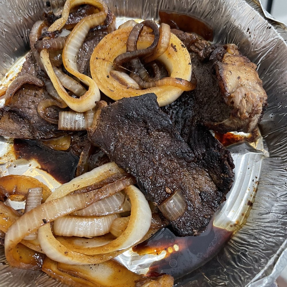Dominican Restaurant - Onion steak(Bistec encebollado) was burned - Dominican Near Me - Uniondale, New York Dominican Restaurant - Onion steak(Bistec encebollado) was burned - Dominican Near Me - Uniondale, New York