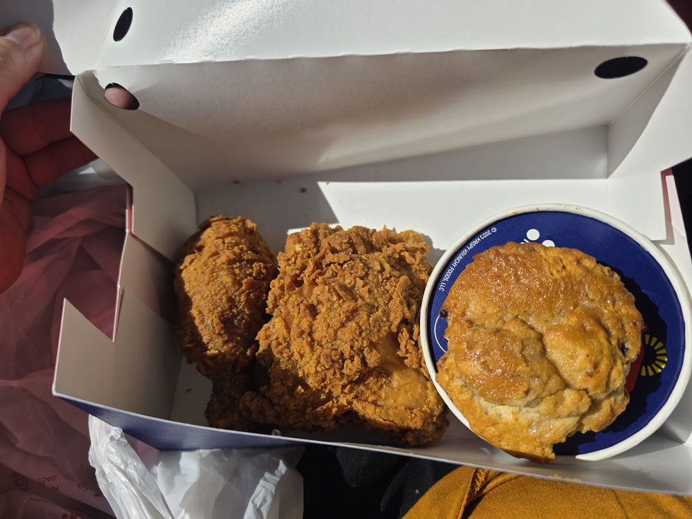 Krispy Krunchy Chicken Logo