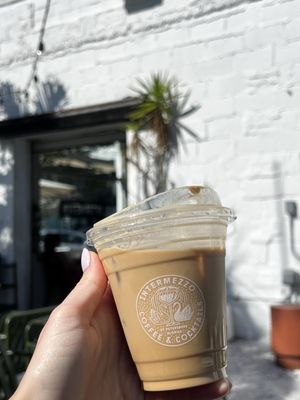 Intermezzo Coffee & Cocktails by null