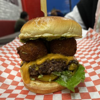 Gladiator Burger & Steaks - Burger with avocado & jalapeño stuffed cheese - Burgers Near Me - Mississauga, Ontario Gladiator Burger & Steaks - Burger with avocado & jalapeño stuffed cheese - Burgers Near Me - Mississauga, Ontario