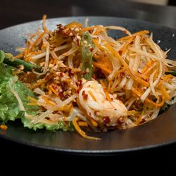Signature Thai Bistro - Papaya Salad