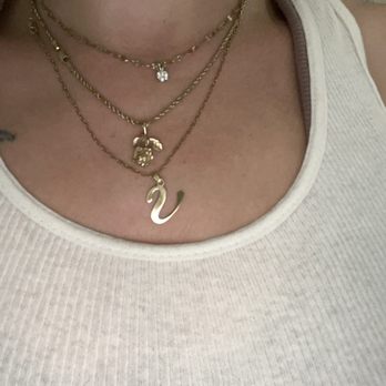 Kathe's Jewelry - 3 gold stacked necklaces with varying pendants - Jewelry Near Me - New York, New York Kathe's Jewelry - 3 gold stacked necklaces with varying pendants - Jewelry Near Me - New York, New York