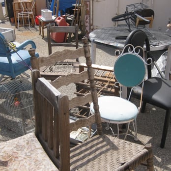 Cheap Vintage - out back behind the store - Antiques Near Me - Lomita, California Cheap Vintage - out back behind the store - Antiques Near Me - Lomita, California