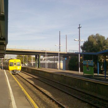 Goodwood Railway Station - Train Arriving - Train Stations Near Me