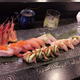 Red Corner Roll Medley