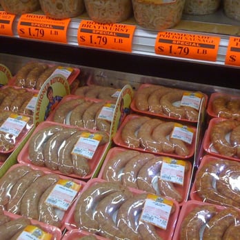 Pete's Fresh Market - Fresh Sausages - Grocery Near Me - Chicago, Illinois