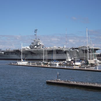 USS Yorktown - USS Yorktown with USS Clamagore 'behind' its stern. - Museums Near Me - Mount Pleasant, South Carolina USS Yorktown - USS Yorktown with USS Clamagore 'behind' its stern. - Museums Near Me - Mount Pleasant, South Carolina