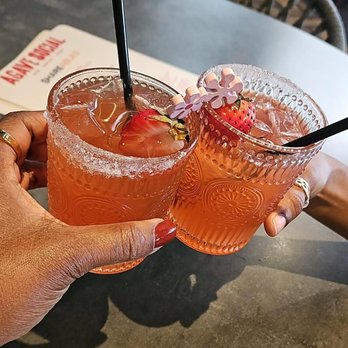 Agave Social - Cocktail Bars Near Me - Tampa, Florida
