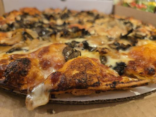 The Crust Pizza - ParkTowne Village by null