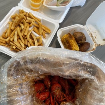 Mike's Seafood - Mild garlic crawfish (3lb), large fries, corn & potatoes - Cajun/Creole Near Me - Houston, Texas Mike's Seafood - Mild garlic crawfish (3lb), large fries, corn & potatoes - Cajun/Creole Near Me - Houston, Texas