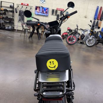 Tapia's Sound - Auto Upholstery Near Me - High Point, North Carolina