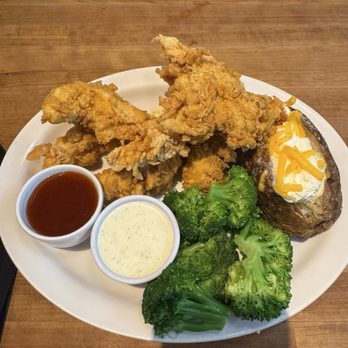 Cheddar's Scratch Kitchen - Chicken Tender Platter (No. 8 Special) - American Near Me - Fort Worth, Texas Cheddar's Scratch Kitchen - Chicken Tender Platter (No. 8 Special) - American Near Me - Fort Worth, Texas