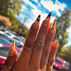 Lotus Nails Spa - Nail design