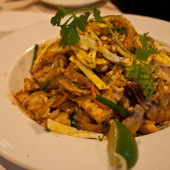 Elements Restaurant - Pad Thai - Vietnamese Near Me - San Jose, California