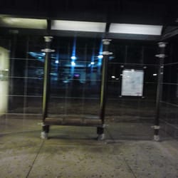 6 Jackson Park Express Bus Stop NB - Nice, new shelter, courtesy of JC Decaux