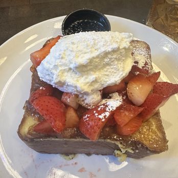 Hubbard Inn - French Toast - Bars Near Me - Chicago, Illinois Hubbard Inn - French Toast - Bars Near Me - Chicago, Illinois