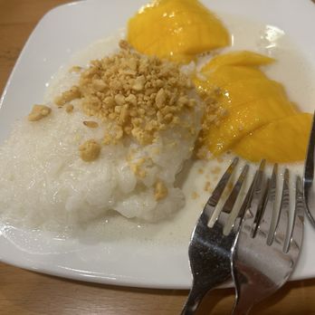 Pho & More - Mango sticky rice - Vietnamese Near Me - North Wales, Pennsylvania Pho & More - Mango sticky rice - Vietnamese Near Me - North Wales, Pennsylvania