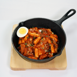 bb.q Chicken Kahala - Ddok-bokki