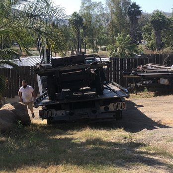 Freeway Towing - Freeway towing moving a prized possession - Towing Near Me Freeway Towing - Freeway towing moving a prized possession - Towing Near Me