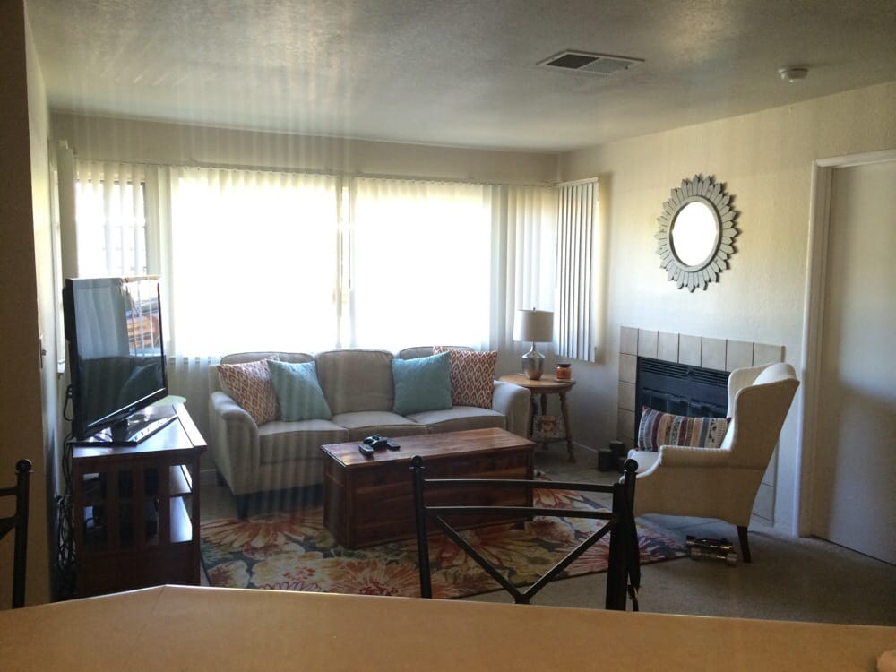 CARMEL WOODS APARTMENTS Updated August 2024 12 Reviews 3500 San Clemente Ave, Modesto